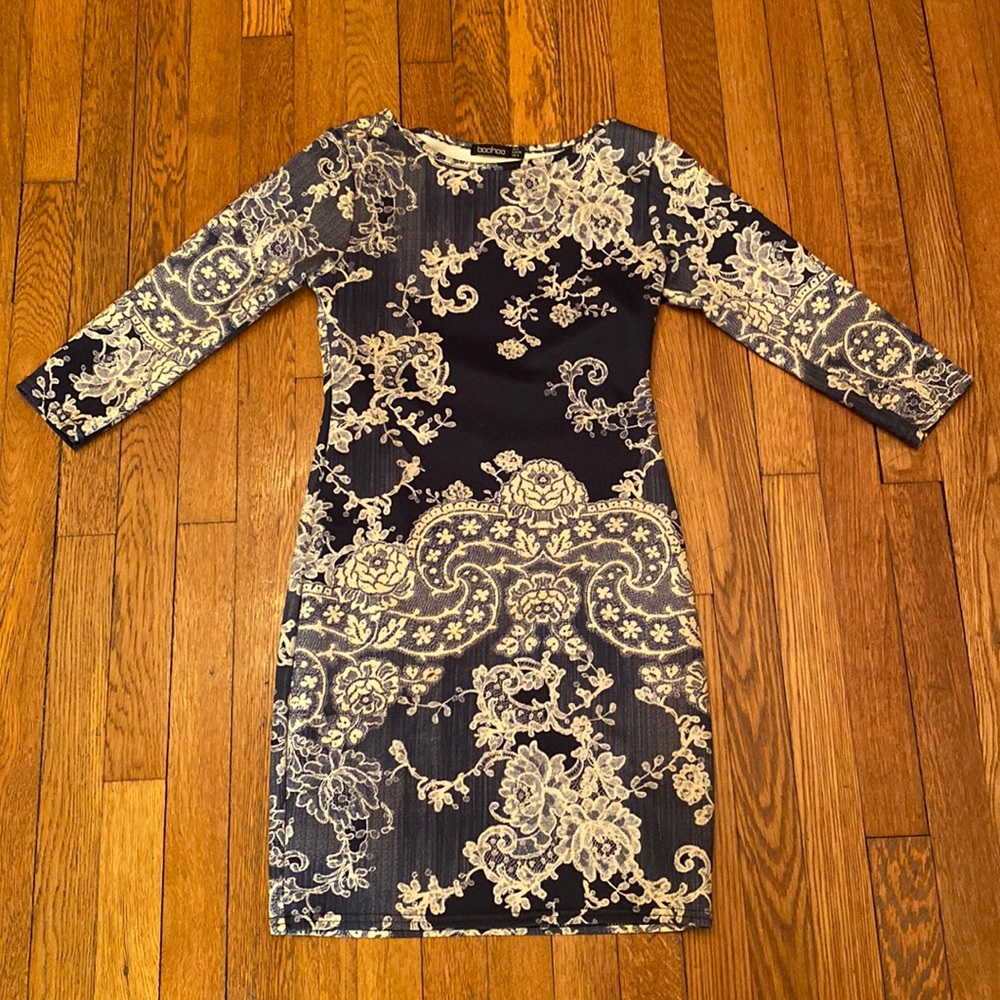 Printed Sleeve Bodycon Dress